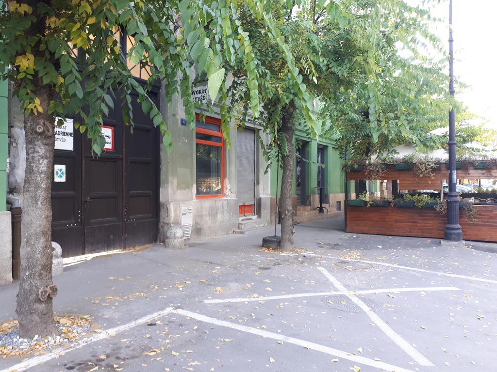 Apartment Milijana Subotica Bagian luar foto