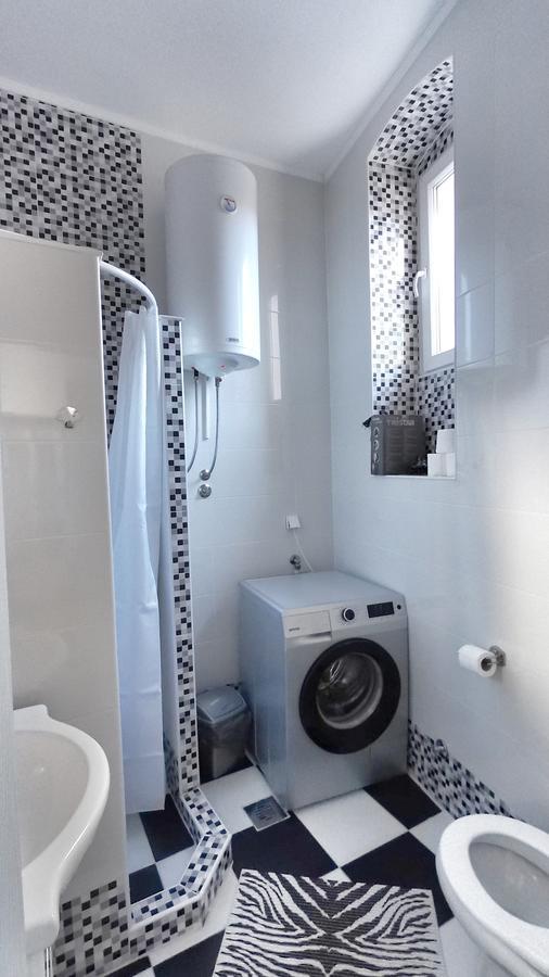 Apartment Milijana Subotica Bagian luar foto